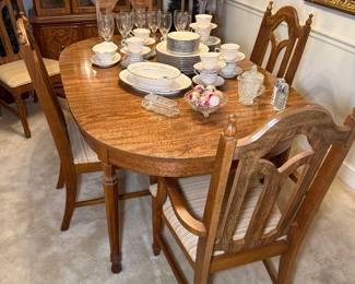Bassett Dining Table