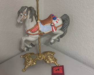 H CAROUSEL HORSE MUSIC BOX