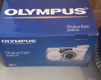 E OLYMPUS CAMERA