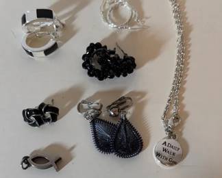 Assorted Vintage Jewelry Items