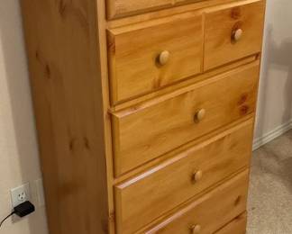 Pine Chest Of Drawers