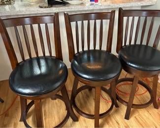 Crown Mark Casual Dining Swivel Pub Stool Counter Height
