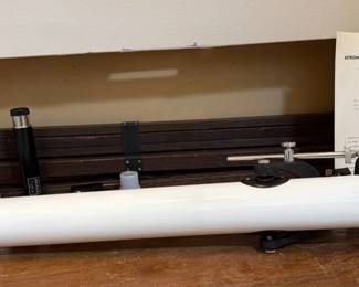 Meade 60mm Astronomical Refractor Telescope Tripod, Eyepieces  2x Barlow