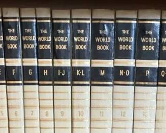 1958 The World Book Encyclopedia Vintage Set Plus Reading and Study Guide