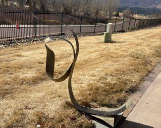 Metal Arrow Yard Art