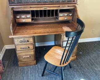 Rolltop Desk with Chair