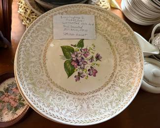 Cunningham and Picket vintage 22ct gold dishes