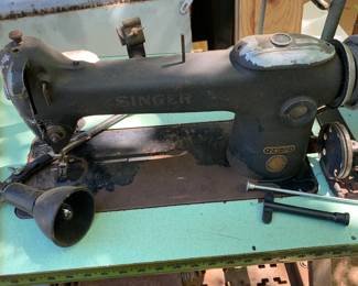Singer 241-12 sewing machine industrial untested 