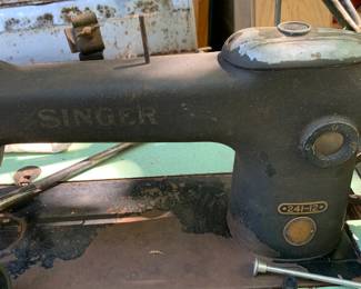 Singer 241-12 sewing machine industrial untested 