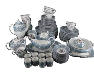 Lot 158 Wedgwood Florentine Porcelain Service