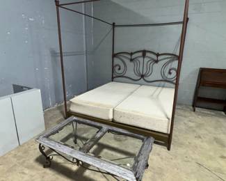 Four poster bed