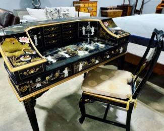 Oriental Desk Orlando Estate Auction