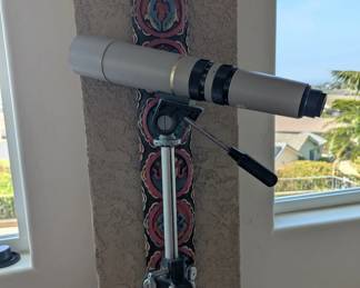 vintage Bausch & Lomb Discoverer 60mm 15-60 Zoom Telescope