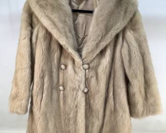 Colbert's of Amarillo Fur Coat