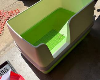 Cat box