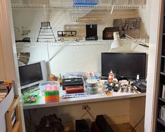 Office supplies, Monitors, storage boxes
