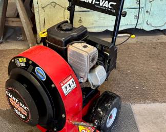 Giant-Vac Leaf Blower