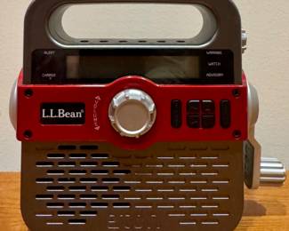 L.L. Bean Solar Power Radio