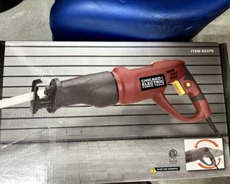 Chicago Electric reciprocating saw with rotating head...great condition