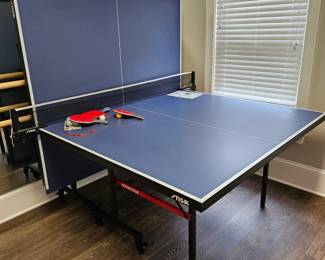 Stiga Ping Pong Table