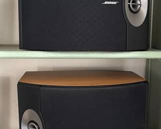 Bose Shelf Speakers 301 V