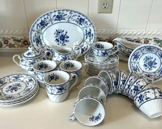 Johnson Bros INDIES China, 35 Pieces, Made in England