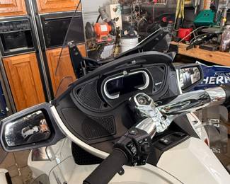 Can-Am Spyder:
Highest and Best Offer on the Can-Am Spyder Limited is due in writing by Saturday, March 7 at 3:00 PM.