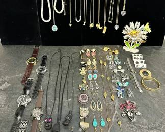 Vintage Cultural Collectible Jewelry