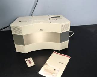 BOSE Acoustic Wave Music System