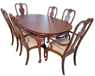 ETHAN ALLEN Georgian Court Dining Set