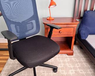 Staples office chair