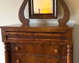 002 641 Beautiful Vtg Dresser