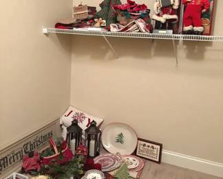 608 Christmas Mystery Lot