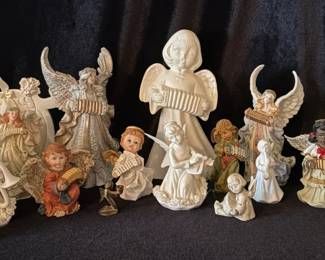 611 Accordion Playing Angels