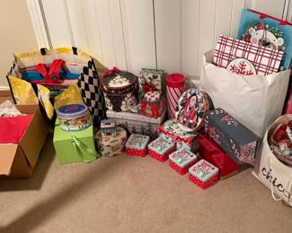 521 Gift Wrapping Supplies