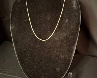 349 Assorted Yellow Gold