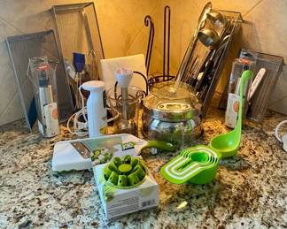 207 Kitchen Gadgets Essentials