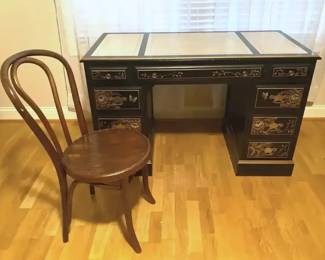 007 405 Maddox Chinoiserie Desk