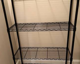 607 Wire Shelves