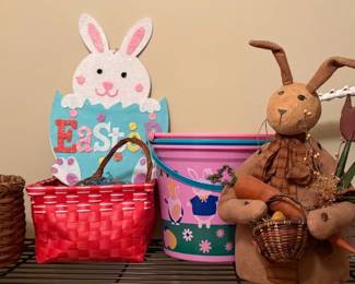 604 Easter Decorations