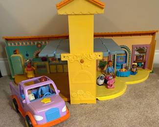 639 Dora the Explorer House
