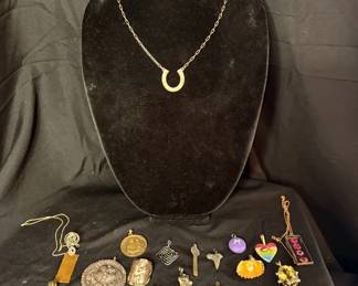 339 Pendants APlenty