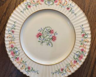 8 pc Lenox Dessert Plates