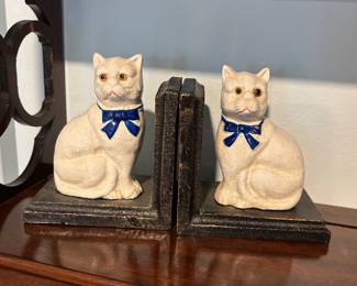 Cast Iron Cat Bookends