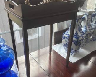 Brandt Small Federal Stand