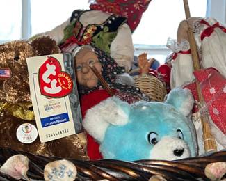 Various dolls and stuffs toys