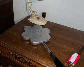 Vintage Rosette rose cake mold