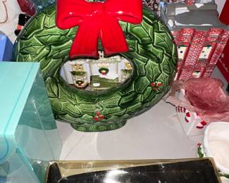 Ceramic Christmas wreath