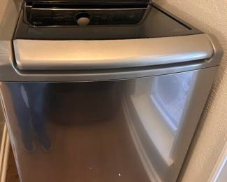 2023 LG stainless washer/dryer set LIKE NEW