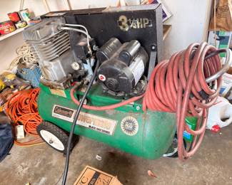 Coleman Powermate Black Max 3.5 HP air compressor